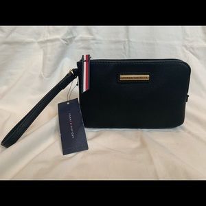 NWT Tommy Hilfiger black wristlet!!